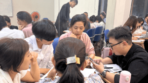 Hình ảnh lớp học sử dụng phương pháp Learning and Acquisition