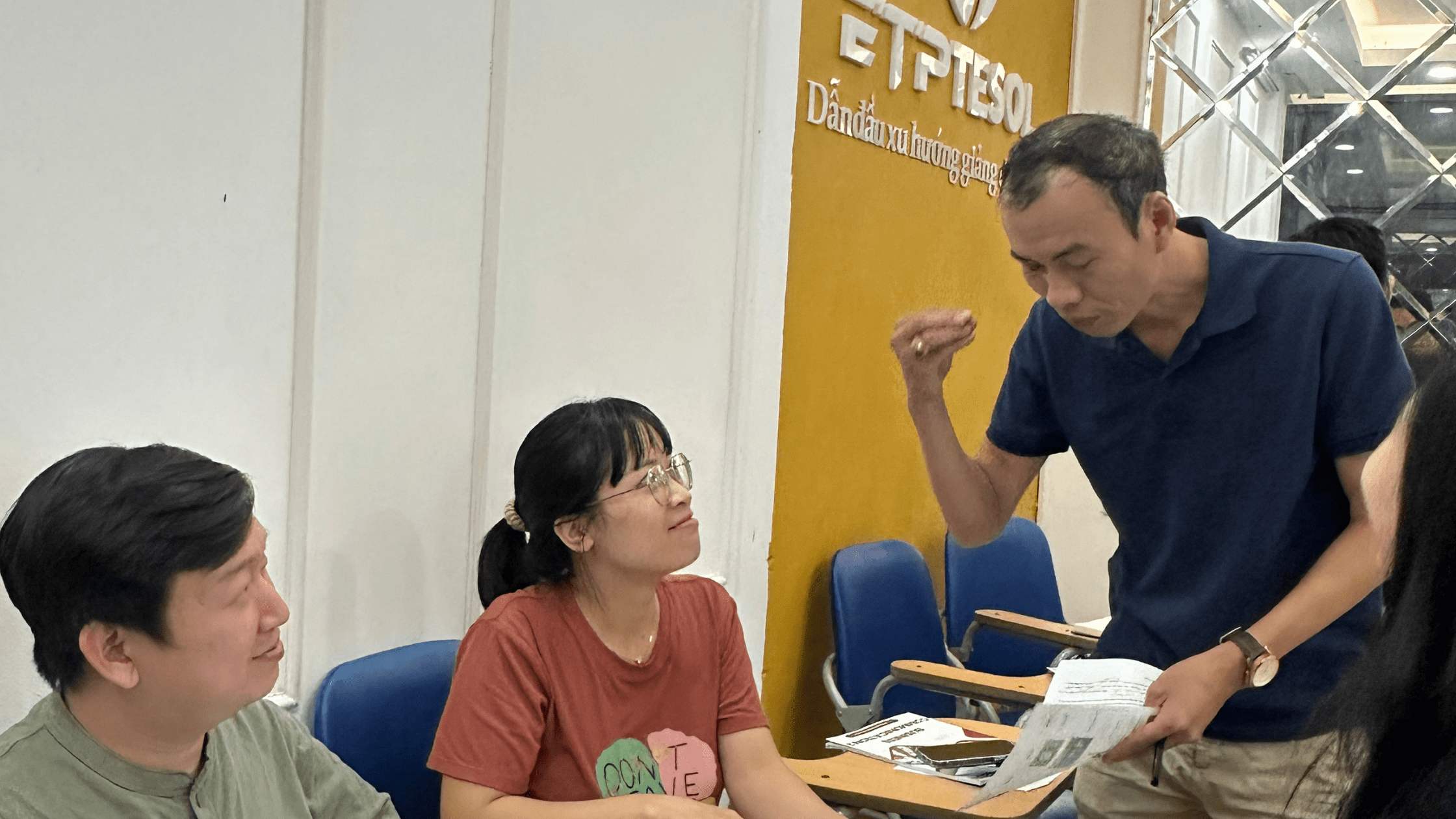 5 Cách Kể Chuyện Giúp Học Viên Hứng Thú Hơn Trong Giảng Dạy Tiếng Anh