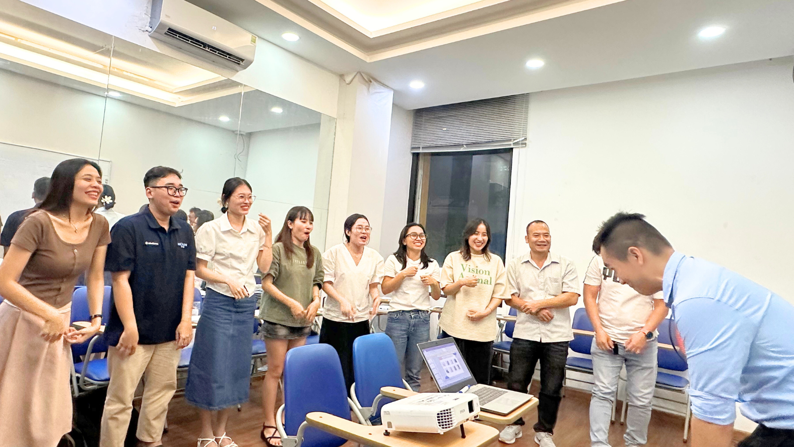 Không khí lớp học năng động tại ETP